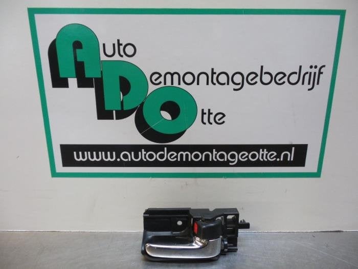 Poignée portière 4portes arrière droite d'un Toyota Corol, -, Toyota, Utilisé, -