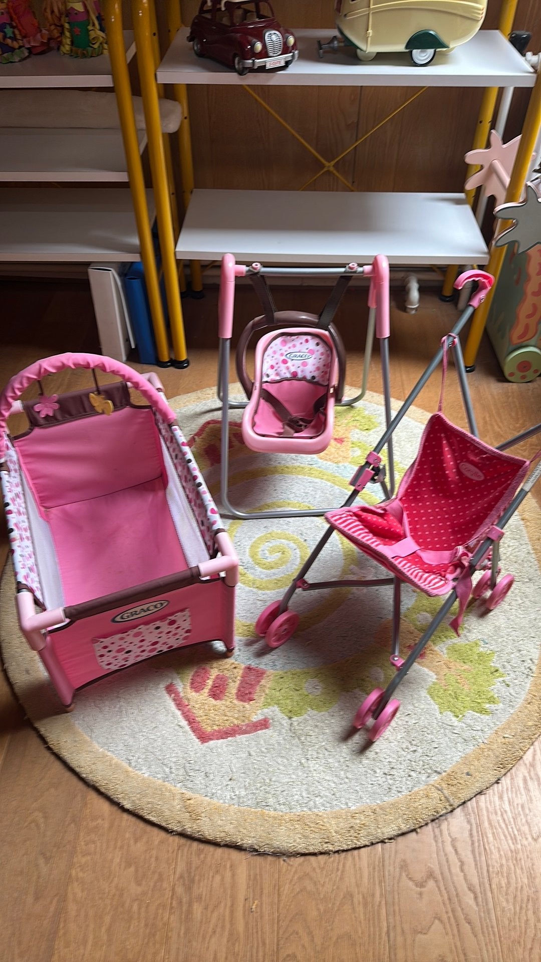 Poussette Corolle + lit et porte bébé pour poupée Graco, Enfants & Bébés, Enlèvement, Utilisé