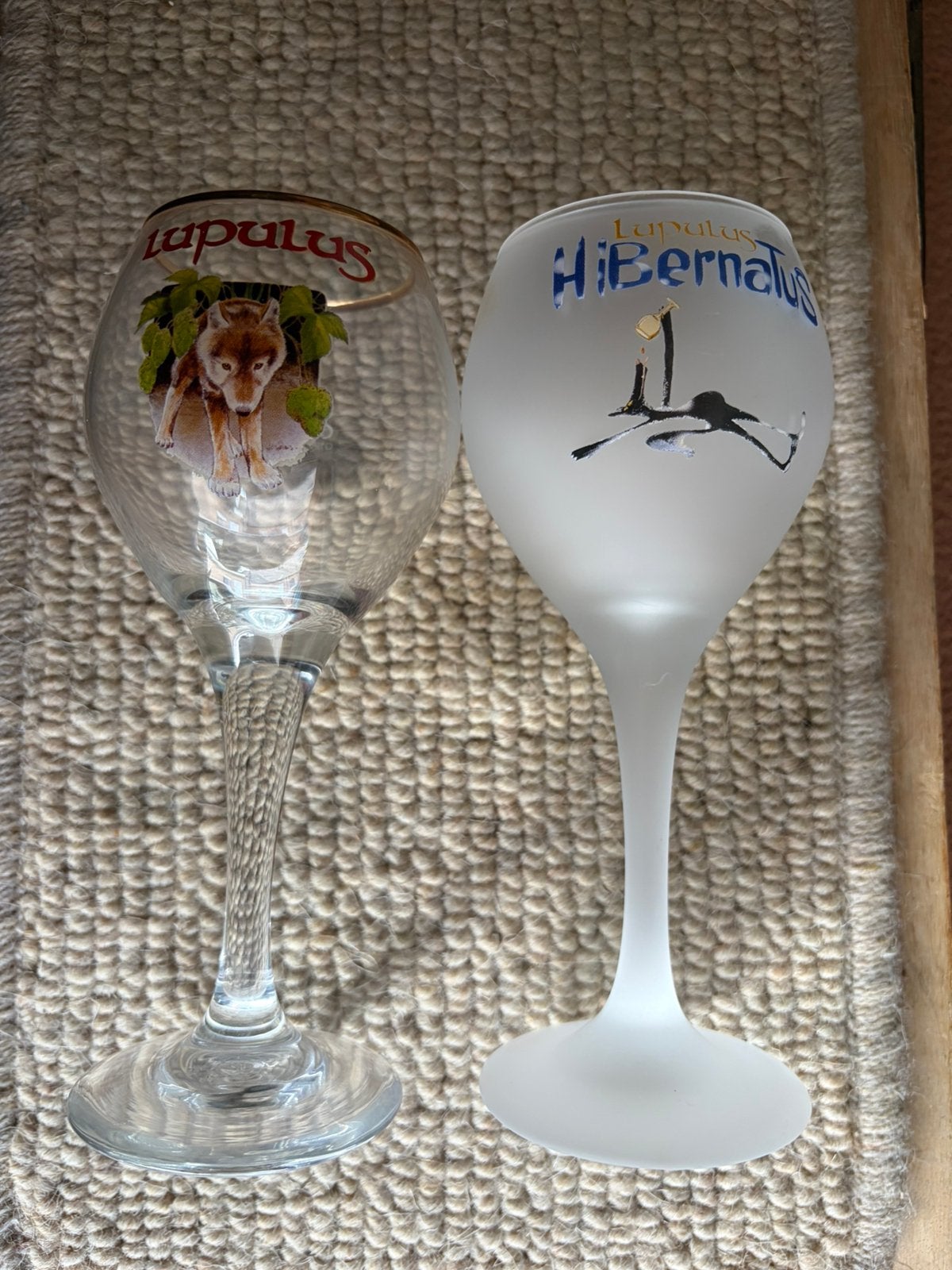 2 verres de dégustation différents, Lupulus, Collections, Enlèvement, Comme neuf, Verre ou Verres