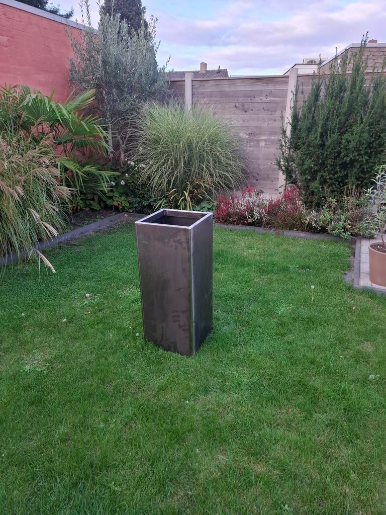 Mooie cortenstaal zuil / bloembak, Tuin en Terras, Bloembakken en Plantenbakken, Zo goed als nieuw, Ophalen of Verzenden