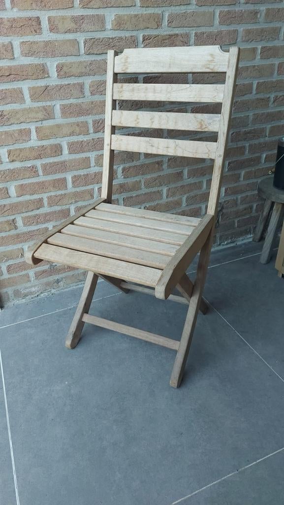 Chaise pliante en bois, Enlèvement, Comme neuf