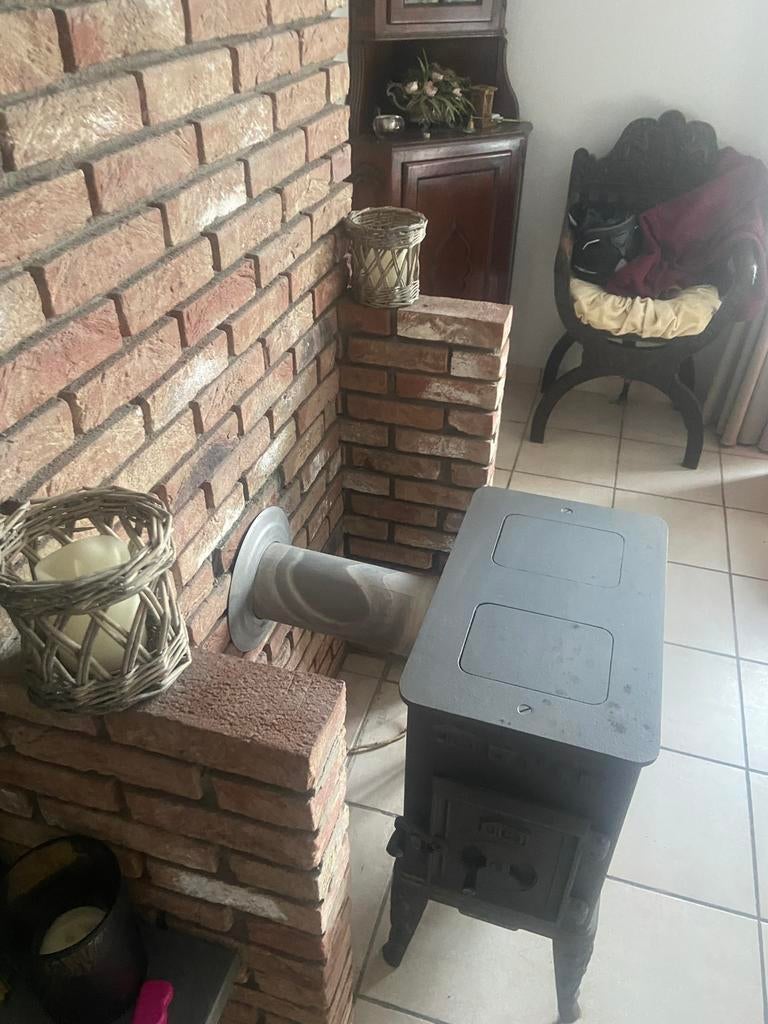 Dovre 600 CB gietijzeren Houtkachel, Enlèvement, Bois, Poêle à bois