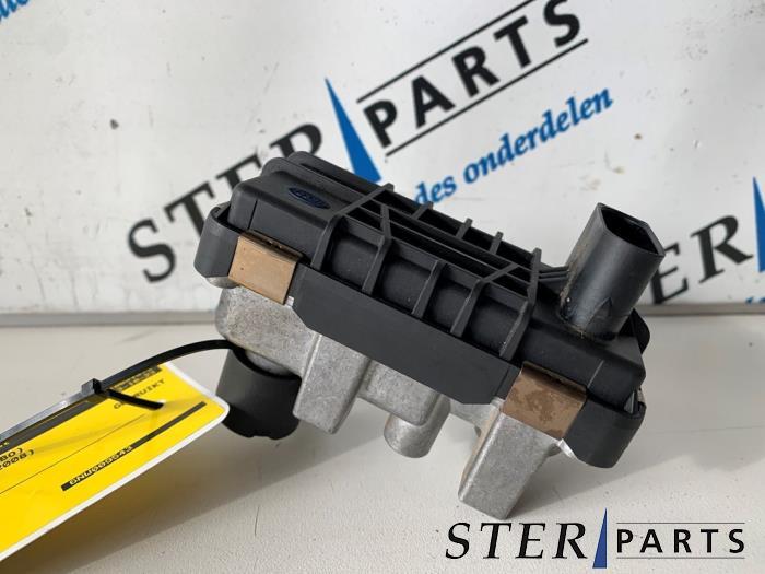 Actionneur électrique (Turbo) d'un Mercedes E-Klasse, Autos : Pièces & Accessoires, Électronique & Câbles, Utilisé, 3 mois de garantie