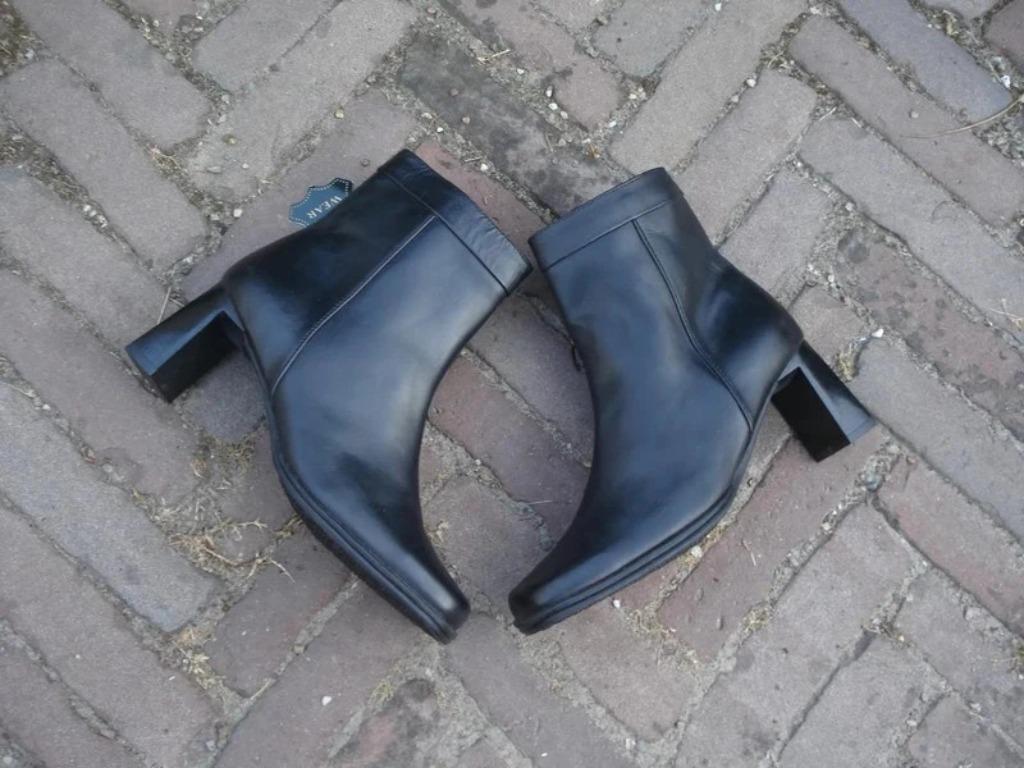 Livraison gratuite nouvelles bottes de luxe à talons en cuir, Neuf, Boots et Botinnes, Noir, Envoi