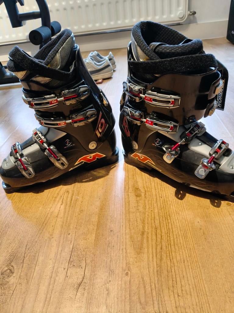 Hoogwaardige Skischoenen Nordica. MAAT 44/45.    1x gebruikt, Sport en Fitness, Skiën en Langlaufen, Ophalen, Nordica