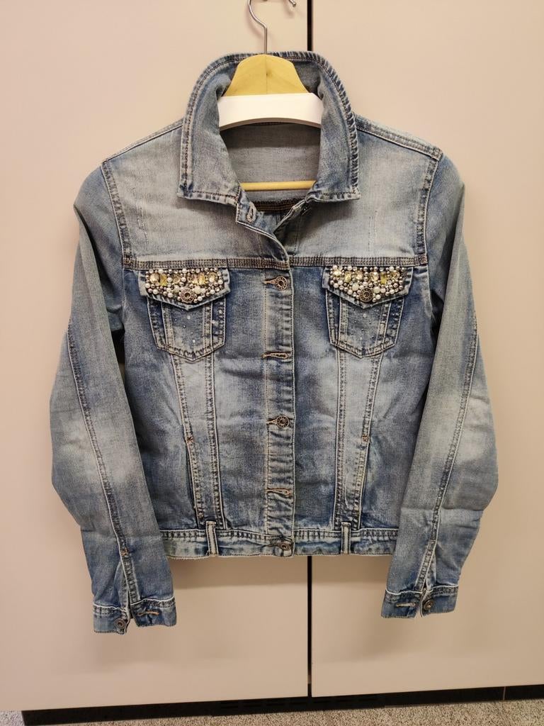 Jeansjasje met strassversiering, Ophalen of Verzenden, Zo goed als nieuw