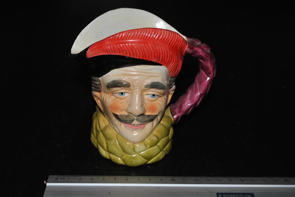 Pichet anthropomorphe Tête de pirate militaire mousquetaire?, Ophalen of Verzenden