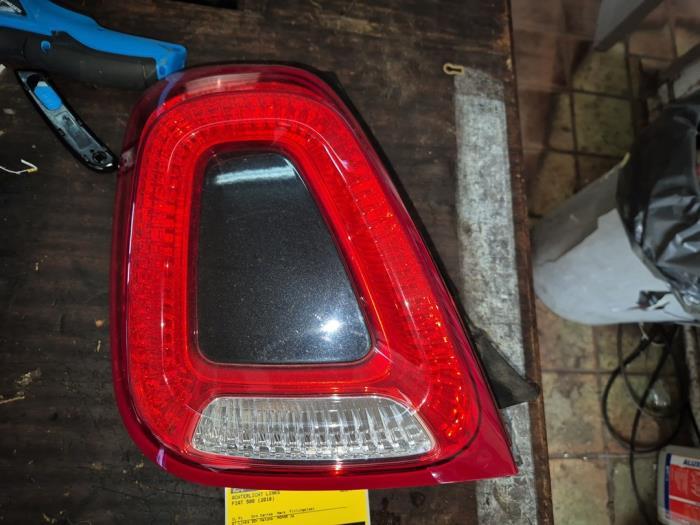Achterlicht links van een Fiat 500, Auto-onderdelen, Verlichting, Fiat, Gebruikt, 3 maanden garantie, Ophalen of Verzenden