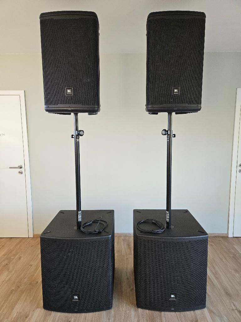 Système sono JBL professionnel – 2x EON715 + 2x EON718S, Ophalen, JBL, Zo goed als nieuw, Complete surroundset