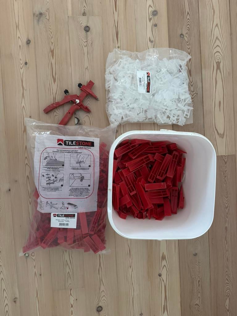 Tilestone level systeem starterkit 2mm, Ophalen of Verzenden, Zo goed als nieuw