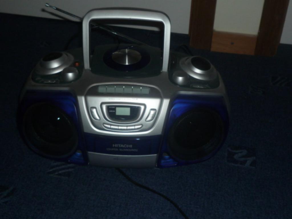 sono portable Hitachi CD, radio et cassettes, Enlèvement, Utilisé, Radio, Avec lecteur de CD