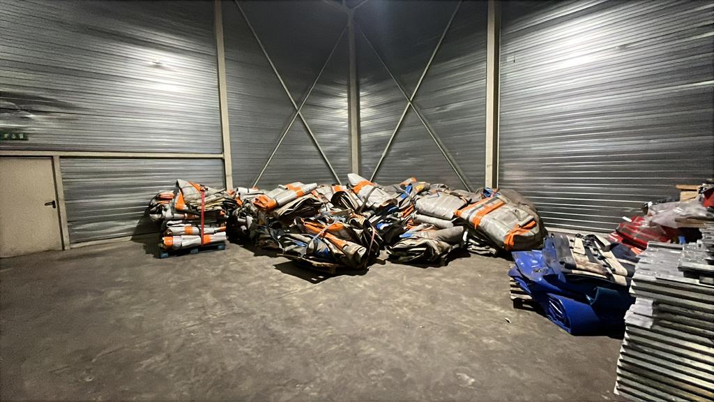 Gebruikte camion / vrachtwagen zeilen / bache vanaf €50, Doe-het-zelf en Bouw, Ophalen, Gebruikt, 15 m² of meer, Zeil