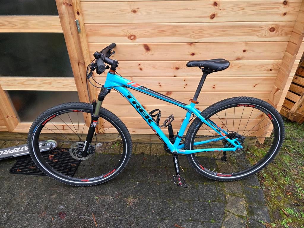 VTT Trek XCaliber 9 très bon état, Fietsen en Brommers, Fietsen | Mountainbikes en ATB, Ophalen, Hardtail, Heren, Zo goed als nieuw