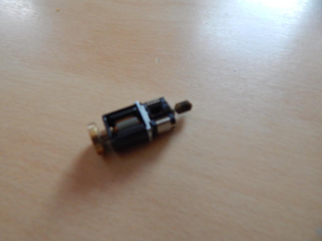 Moteur de train miniature Fleischmann avec roue à mouche et, Enlèvement ou Envoi, Fleischmann, Comme neuf, Courant continu