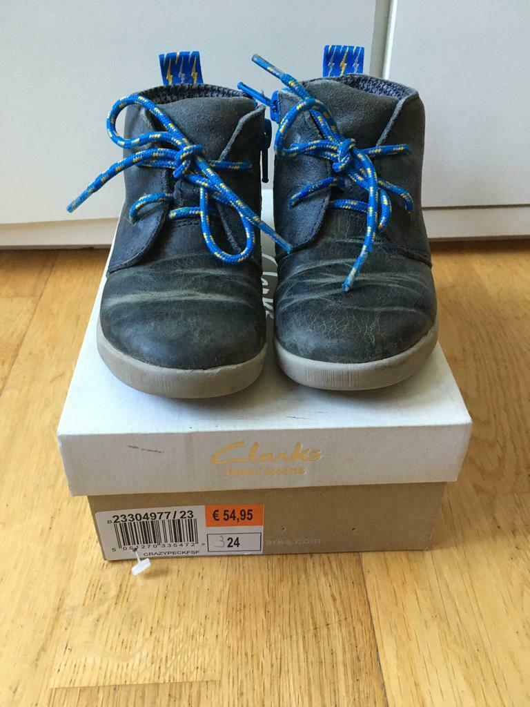 Maat 24 leren schoenen, Schoentjes, Jongetje of Meisje, Clarks, Ophalen of Verzenden