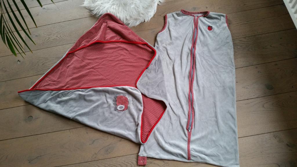 Slaapzak en badcape plum plum 65 tot 85 cm nieuwstaat, Kinderen en Baby's, Ophalen of Verzenden, Zo goed als nieuw, Slaapzak