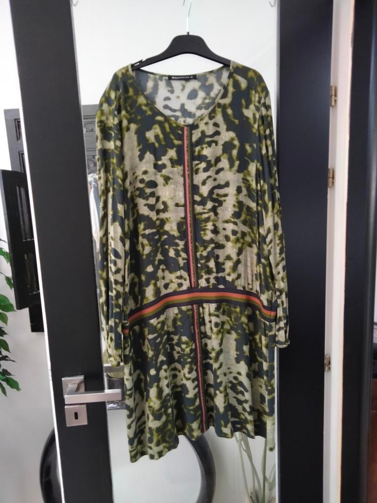 Kleedje.heel fijne stof.merk Expresso.maat 44.Nieuw., Enlèvement ou Envoi, Comme neuf, Taille 42/44 (L)