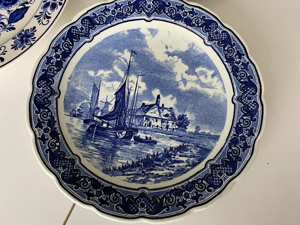 Klassieke delfts borden, Antiek en Kunst, Antiek | Keramiek en Aardewerk, Ophalen