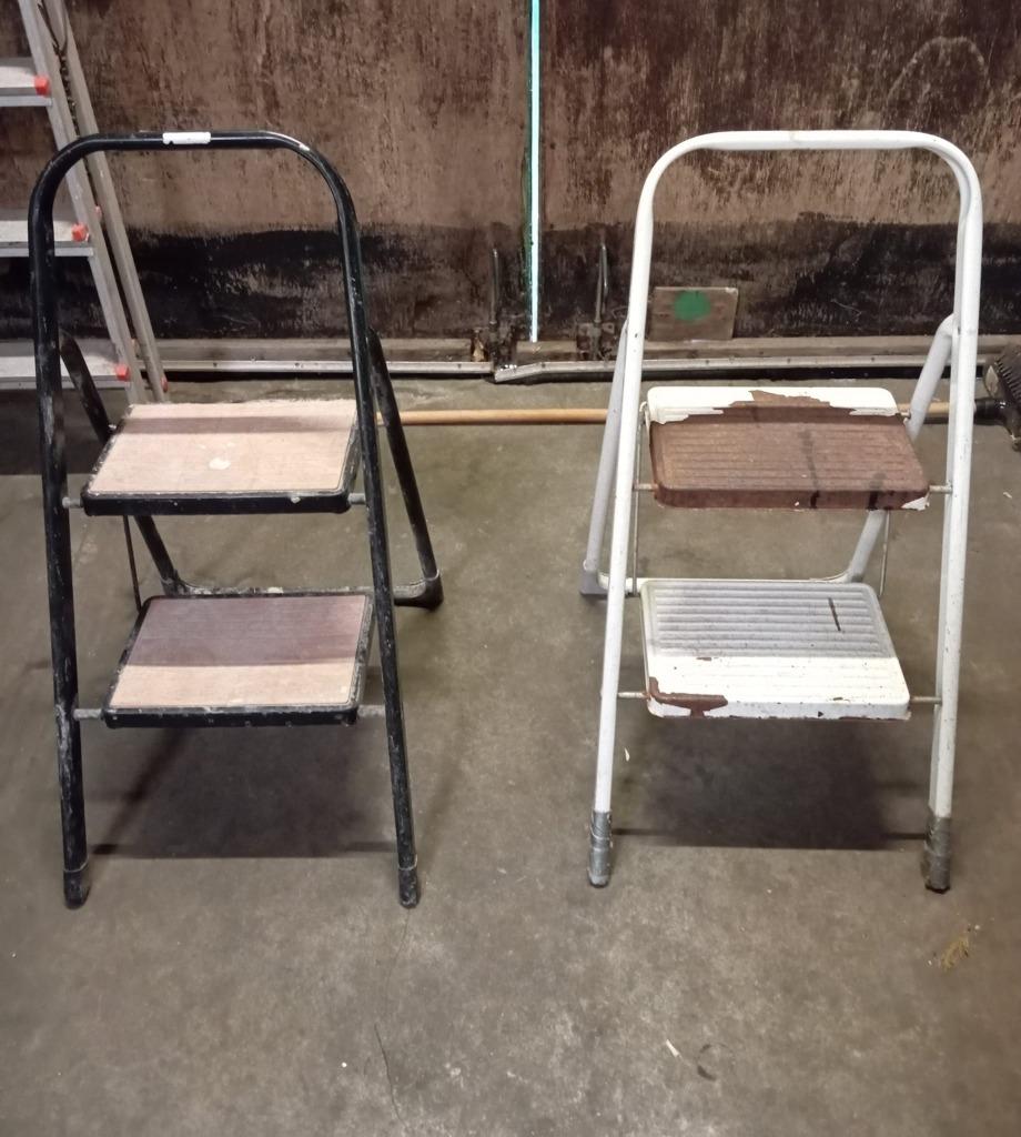 2 x keukentrapje, Ophalen