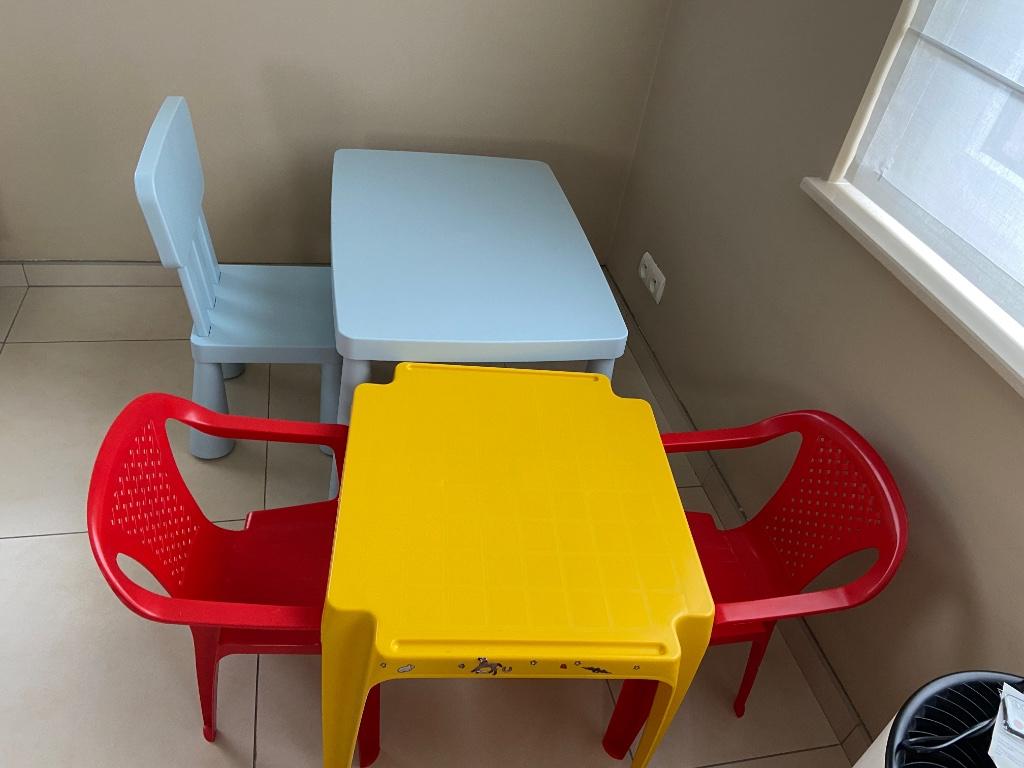 Tables et chaises enfant, Enlèvement ou Envoi, Utilisé, Garçon ou Fille
