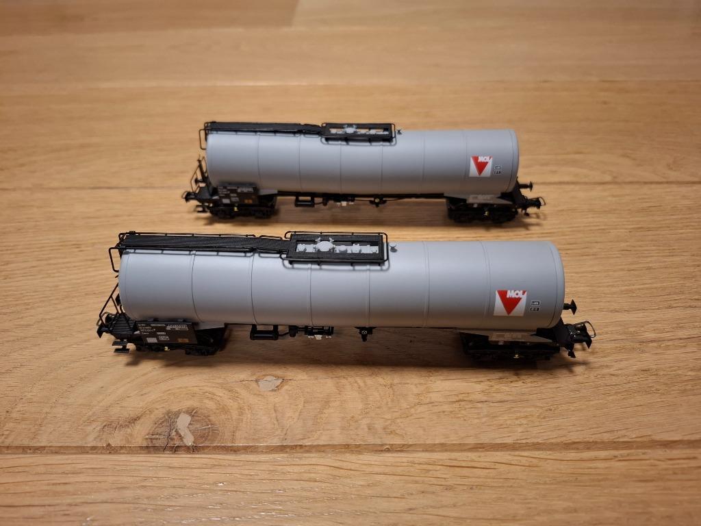 Van Biervliet 81036 - 2 wagons citernes MOL, Hobby & Loisirs créatifs, Enlèvement, Comme neuf, Wagon, Autres marques