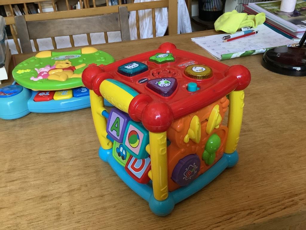 Baby Cube d’éveil -Vtech, Enfants & Bébés, Jouets | Vtech, Enlèvement