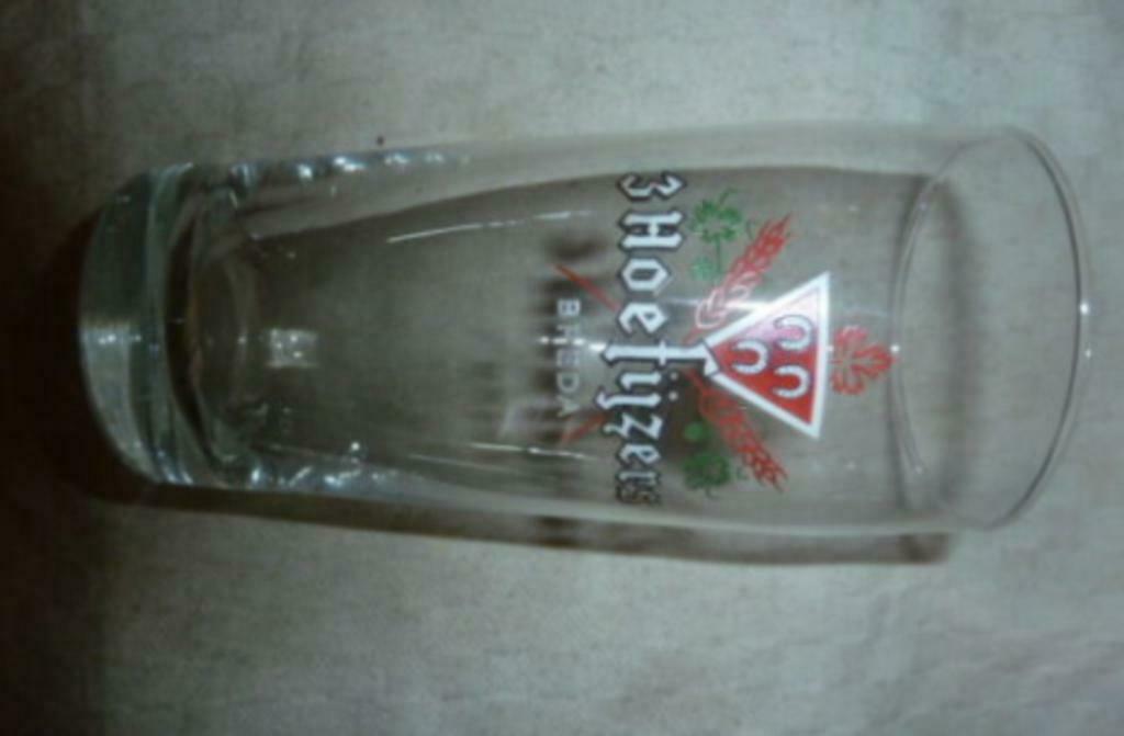 #J bier glas 3 HOEFIJZERS - BREDA " glad glaasje ", Verzamelen, Ophalen of Verzenden, Nieuw, Bierglas
