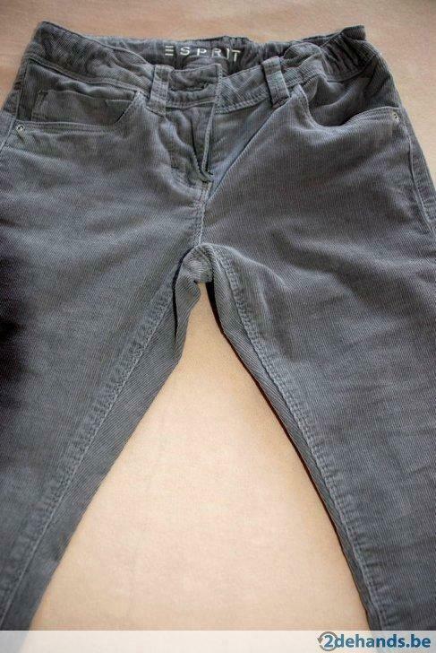 Esprit - ribfluwelen licht grijze broek maat 140, Enfants & Bébés, Vêtements enfant | Taille 140, Pantalon, Enlèvement ou Envoi