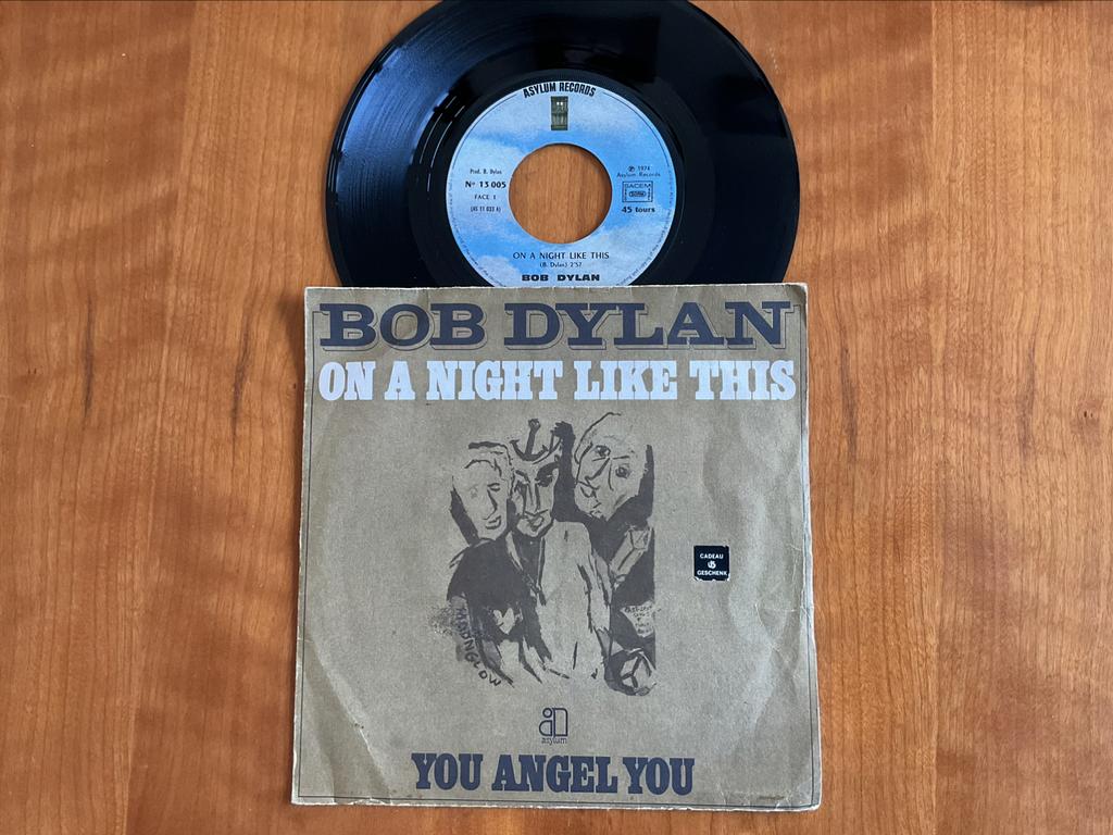 Bob Dylan - On A Night Like This., Ophalen of Verzenden, Gebruikt