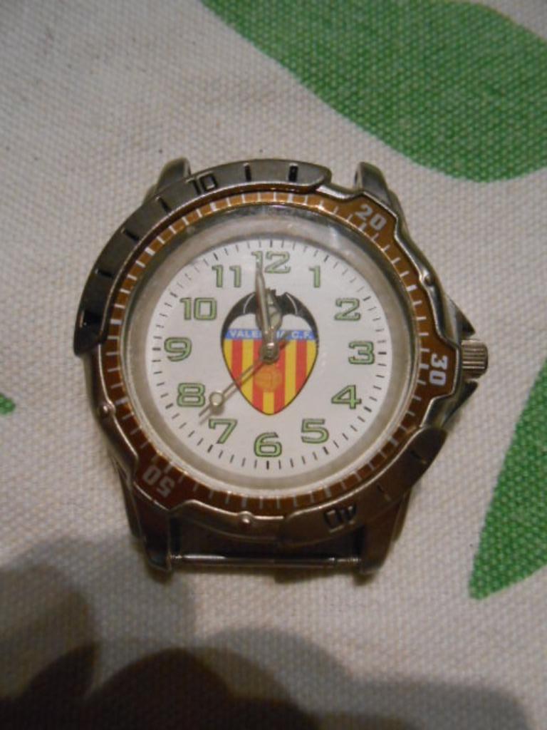 horloge Valencia C.F. voetbal zonder bandje met batterij, Ophalen of Verzenden, Gebruikt