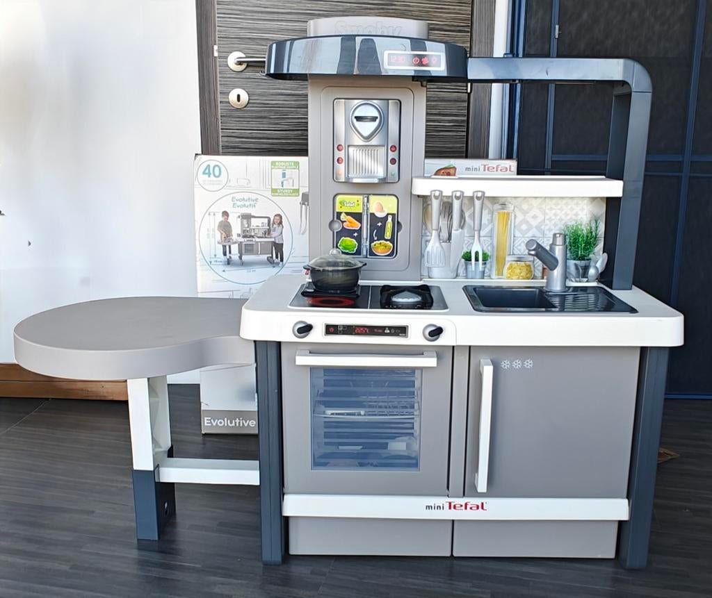 Keuken 'Mini Tefal' Smoby + extra accessoires, Ophalen, Zo goed als nieuw, Speelkeuken