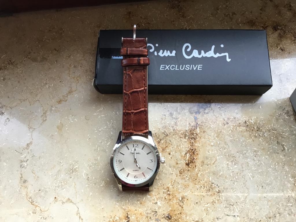 Uurwerk Pierre Cardin nieuw, Handtassen en Accessoires, Horloges | Dames, Ophalen, Nieuw