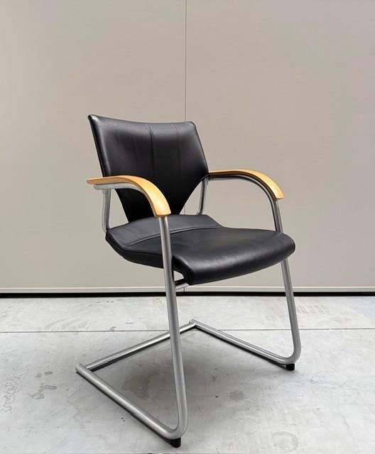 WILKHAHN vergaderstoel, Articles professionnels, Aménagement de Bureau & Magasin | Mobilier de bureau & Aménagement, Autres lieux