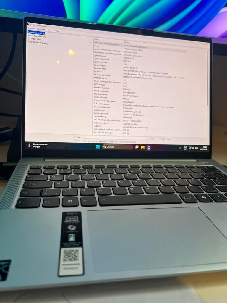 Lenovo IdeaPad Slim 5 14Q8X9 Copilot -  32 gb - 1TB, 32 GB, Qualcomm Snapdragon X Elite, 14 pouces, Comme neuf