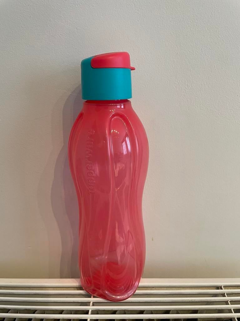 Tupperware Ecofles / drinkfles, rood/groen, 750 ml, Enlèvement ou Envoi, Comme neuf, Rouge