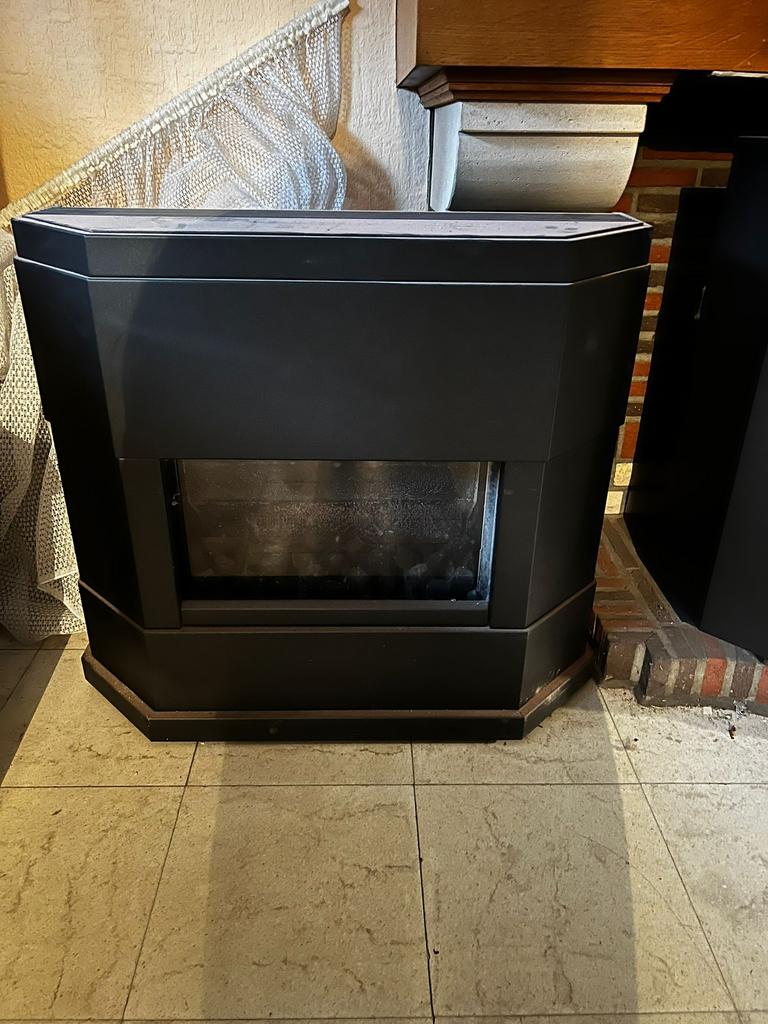 aardgas kachel 300€ de nieuwprijs was 1800€, Huis en Inrichting, Kachels, Ophalen, Gebruikt, Gas