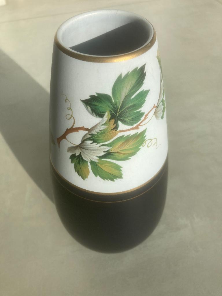 Flora keramiek Gouda vaas Petra, Enlèvement