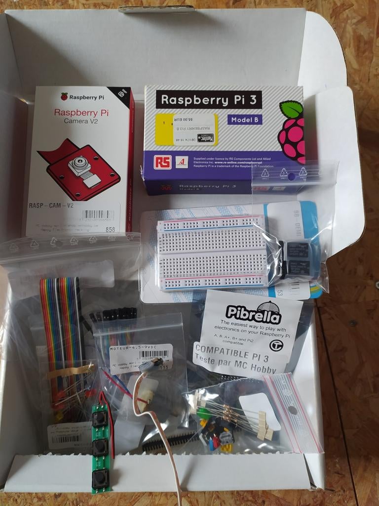 Pack ultra complet Raspberry Pi 3, Enlèvement ou Envoi