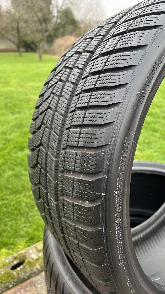 Pneus Hiver HANKOOK AO 285/30-22 (AUDI RS6 - AUDI RS7), Autos : Pièces & Accessoires, Pneus hiver, Enlèvement ou Envoi, Autres dimensions