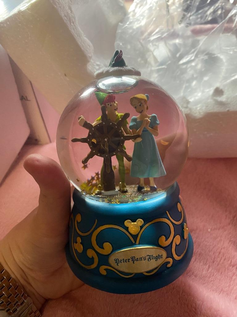Disneyland paris snwoglobe, Verzamelen, Disney, Ophalen, Peter Pan of Pinokkio, Nieuw, Beeldje of Figuurtje
