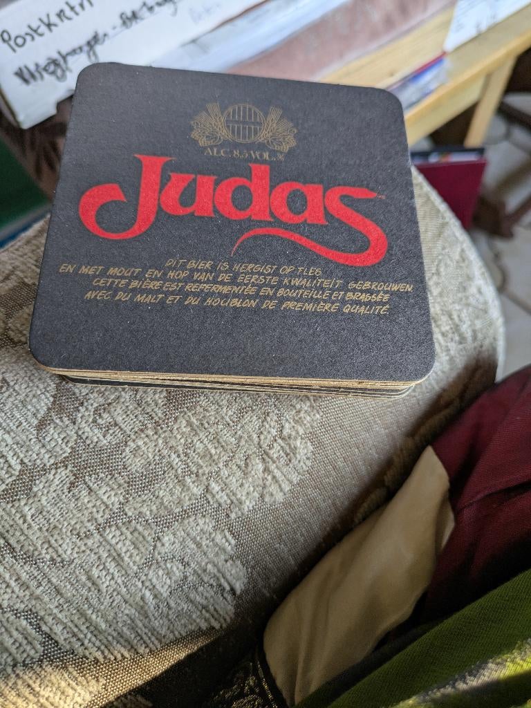 Judas, Verzamelen, Biermerken, Ophalen of Verzenden, Zo goed als nieuw, Viltje(s)