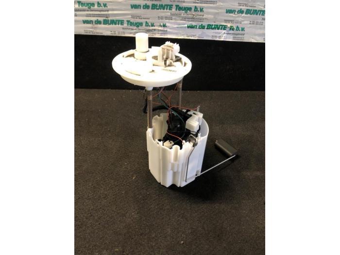 Brandstofpomp Elektrisch van een Opel Insignia, Gebruikt, -, -, Opel
