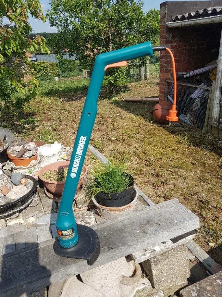 gras trimmer black & decker, Ophalen, Gebruikt, Black & Decker, 10 tot 30 cm