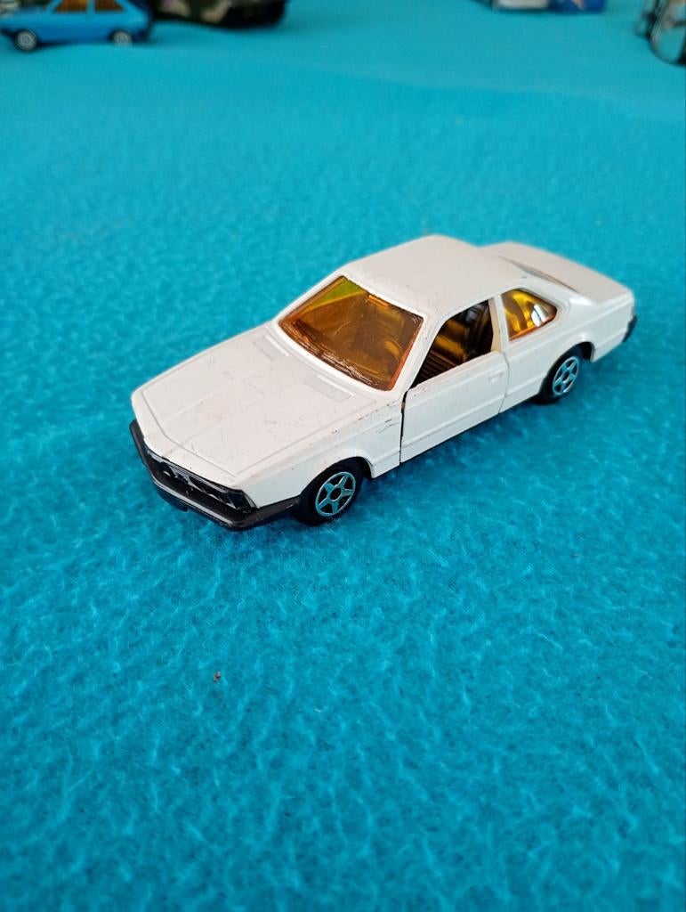 BMW série 6, Enlèvement ou Envoi, Norev