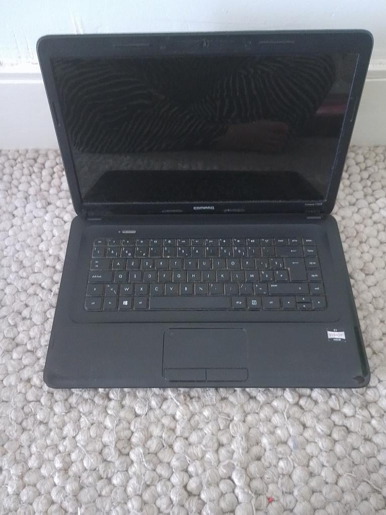 Laptop Medion, Informatique & Logiciels, Housses pour tablettes, Comme neuf, Enlèvement