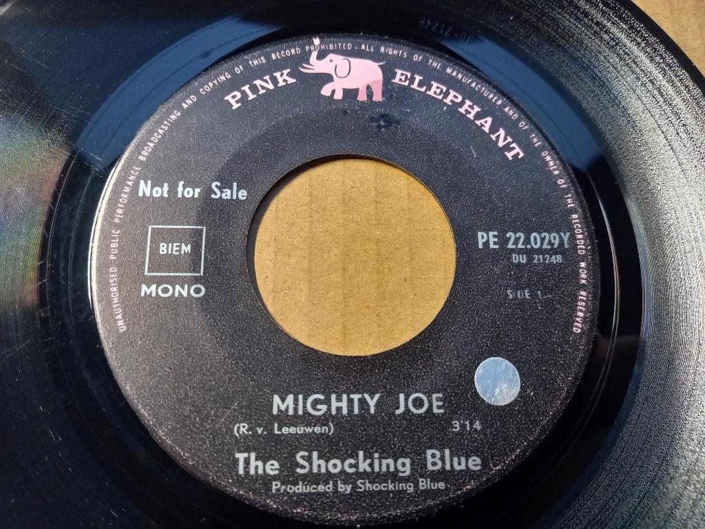 Shocking Blue – Mighty Joe / Wild Wind '7, Cd's en Dvd's, 7 inch, Single, Ophalen of Verzenden, Zo goed als nieuw