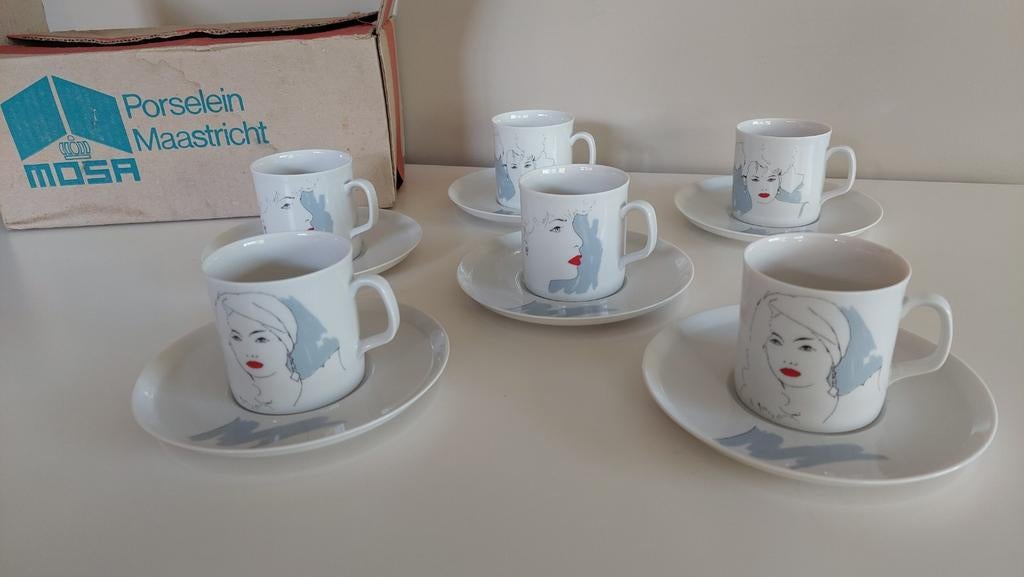 6 Mosa Maastricht kopjes en schoteltjes met vrouwenhoofden, Antiek en Kunst, Antiek | Servies compleet, Ophalen of Verzenden