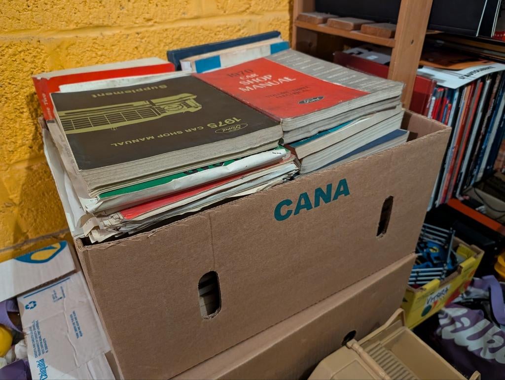 Amerikaanse autogarageboeken., Ophalen