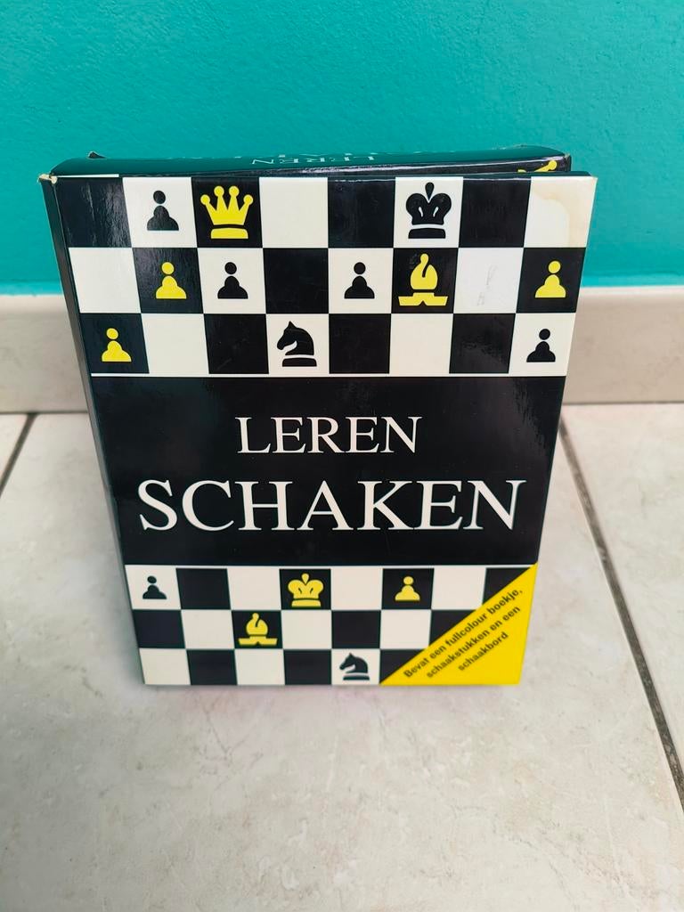 Boek en spel leren schaken nieuw, Ophalen of Verzenden, Schaken