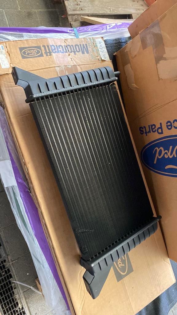 Radiator Ford escort MK 4 1100 OHV